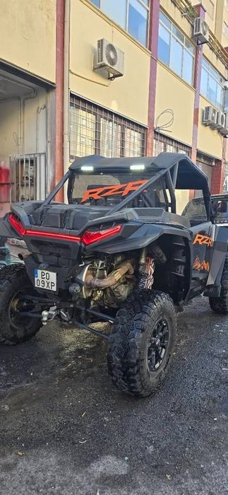 Polaris RZR - Off Road