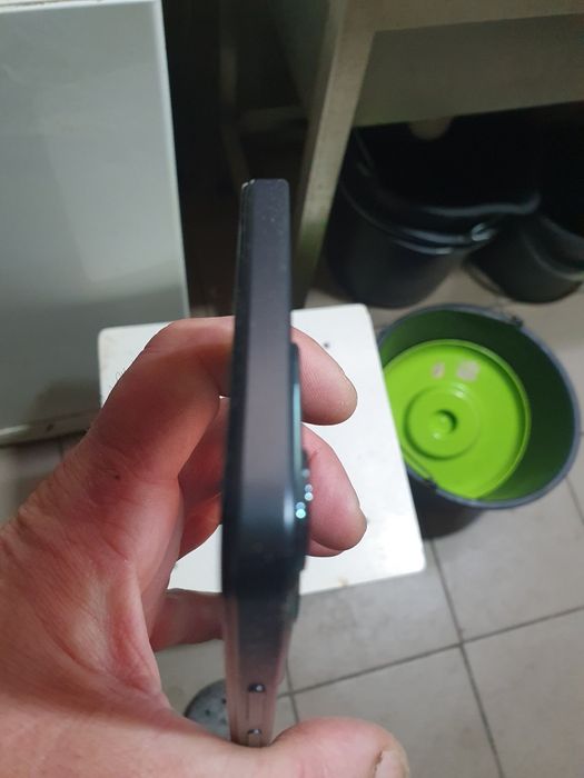 Обменяю два телефона на Iphone