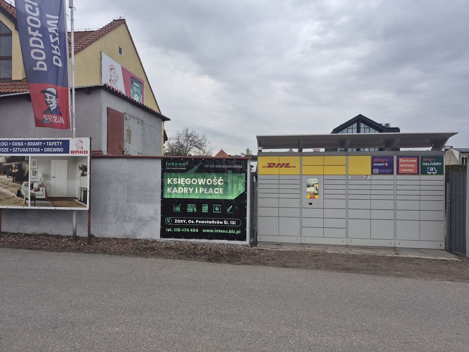 Wynajmę miejsce na reklamę- centrum Żor, przy paczkomacie