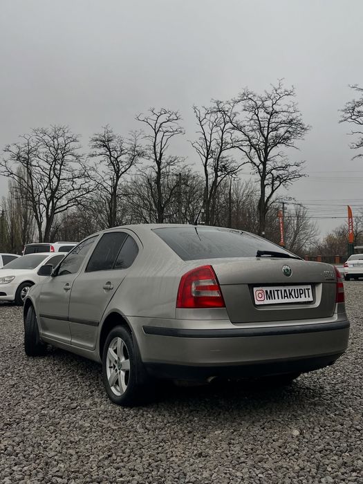 Skoda Octavia - МКПП 1.6 Бензин/Газ
