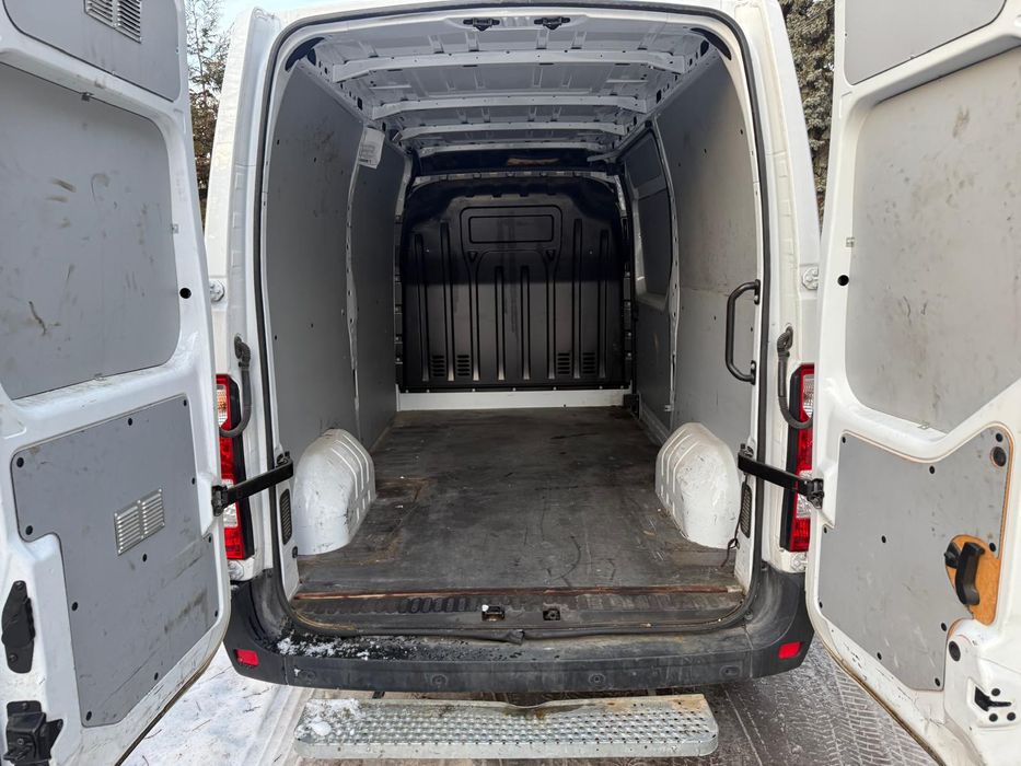 Renault Master 4 L2h2 przebieg 40 tys km