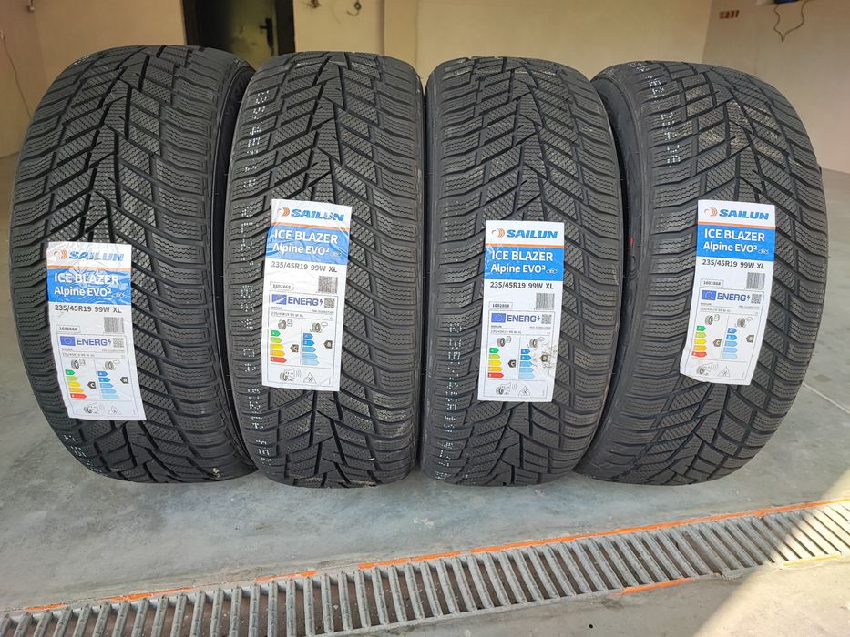 235/45r19 Sailun Ice Blazer Alpin Evo zimowe z 2026