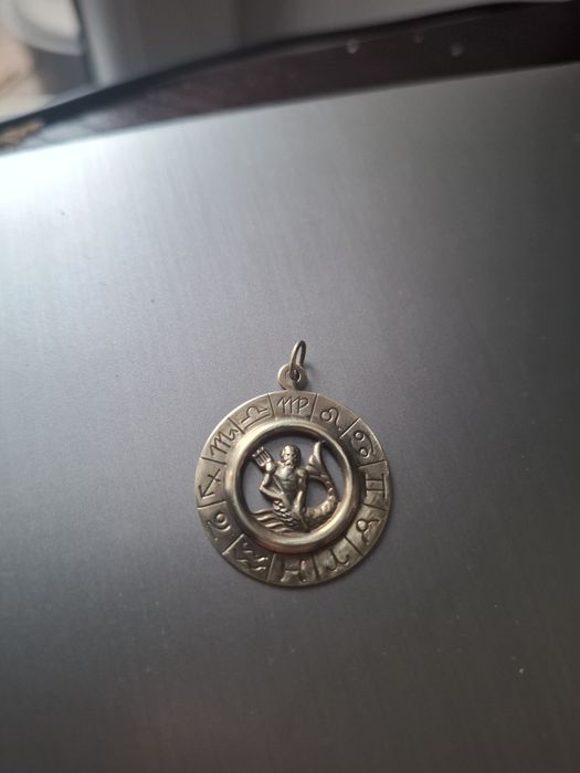 Stara zawieszka ze złota 333 8k