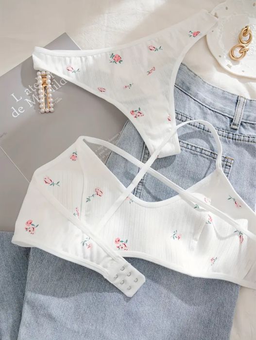 Ніжний комплект білизни квітковий принт S