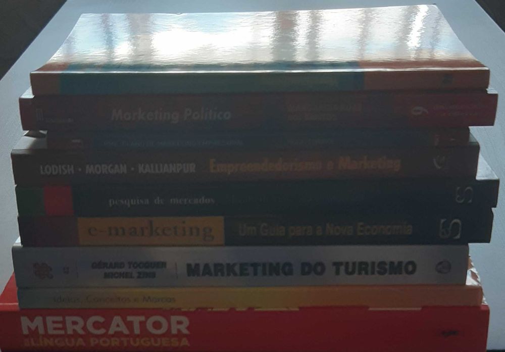 Vários livros de Marketing em Português