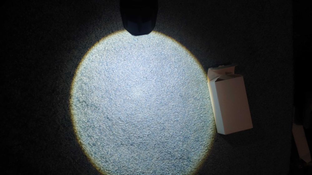 Фонарик Яркий Аккумуляторный 18650 с Зумом алюминий новый