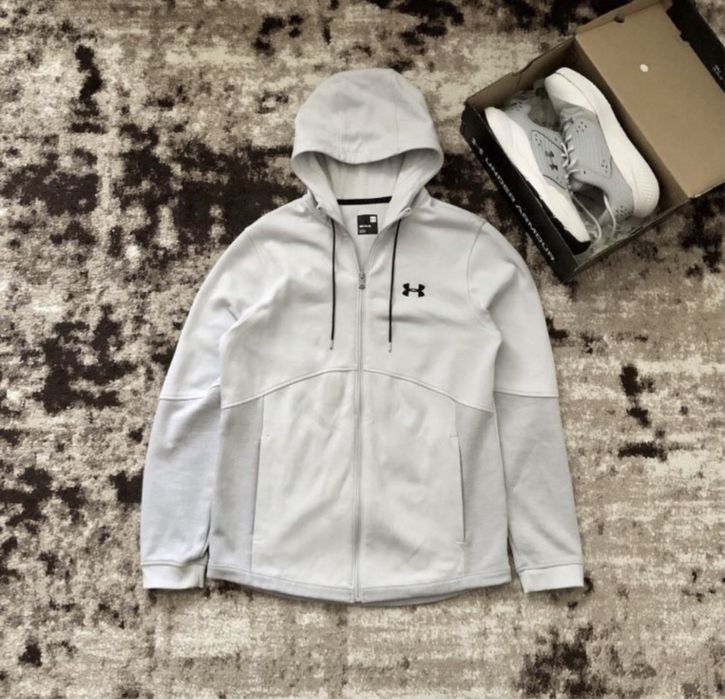 Чоловіча кофта Under Armour - розмір М