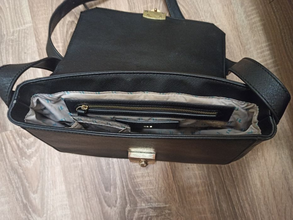 Женская сумка б/у.