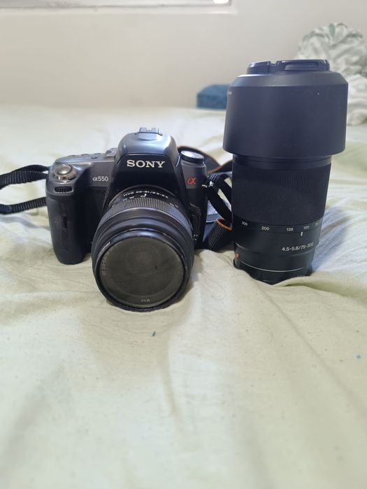Vendo câmera Sony alfa 550, com lentes 4.5 - 5.6/ 70 - 300