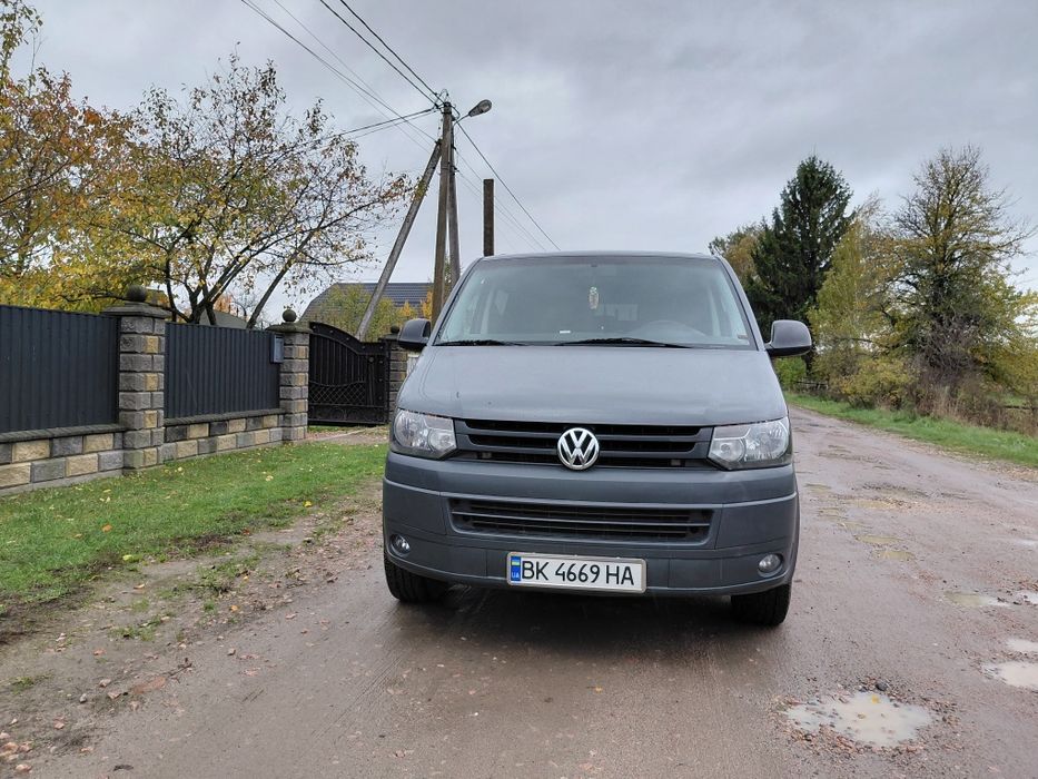 Volkswagen Transporter T5 (Fl) 2010 рік. Long.