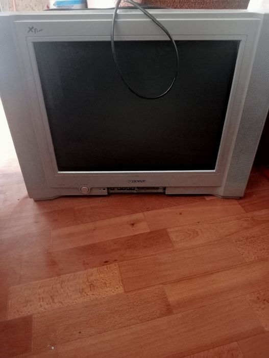 Телевизор цветной