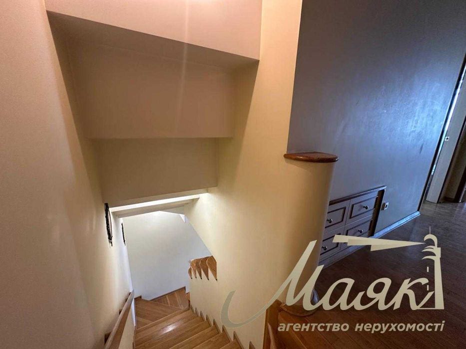 Без% Аренда двухуровневой квартиры по ул.Верхогляда/Драгомирова 4