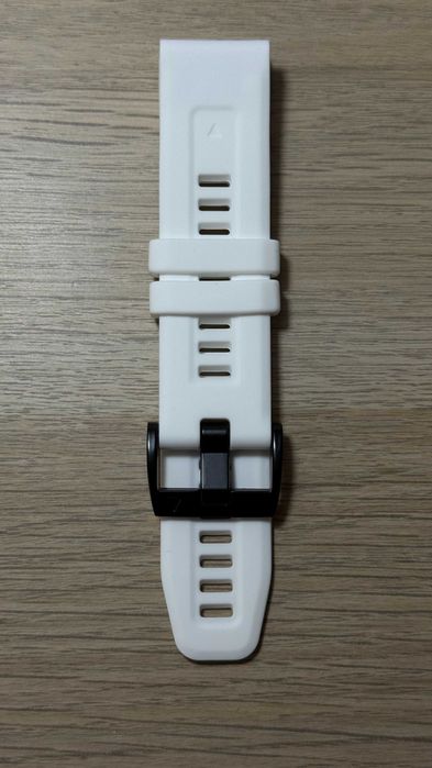 Pasek QuickFit 22 mm do zegarka Garmin – biały