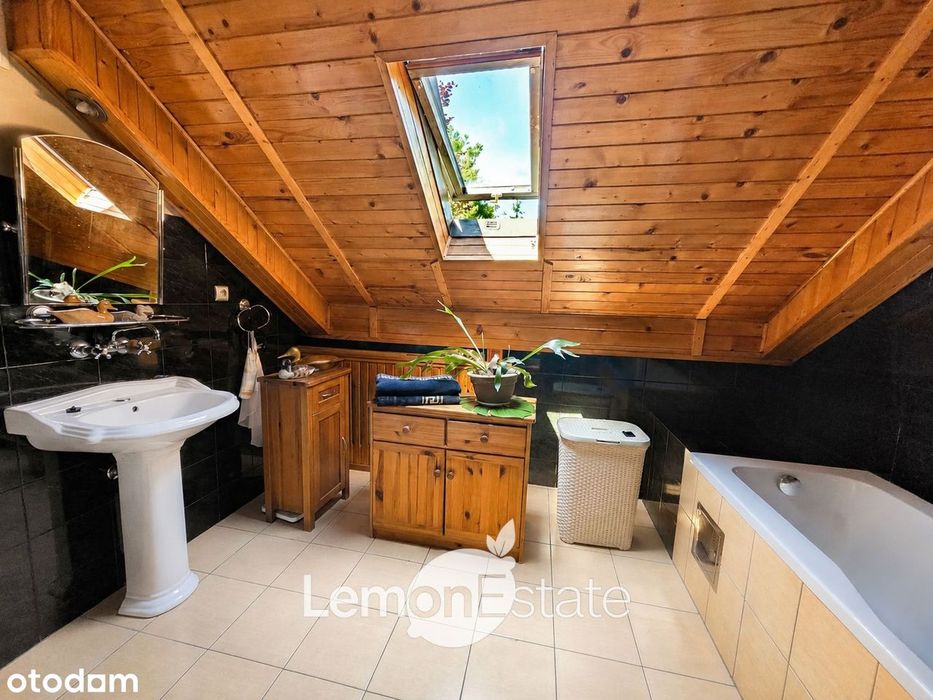 Dom 140 m² + 194 m² usług | 2144 m² działki | Plan na drugi budynek