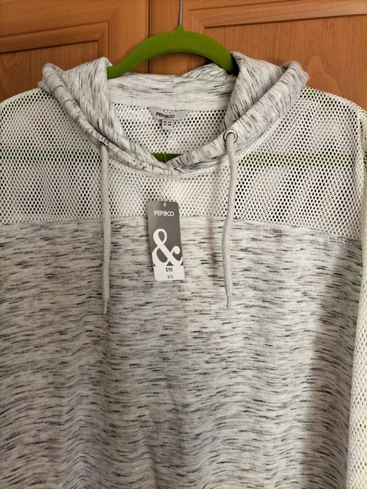 Szara biała bluza z kapturem 48 50