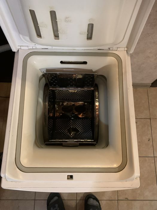 Стеральная машинка Whirlpool