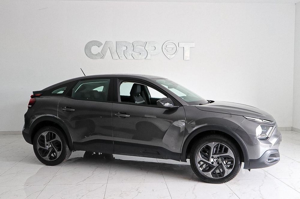 Citroën C4 1.2 PureTech Plus EAT8