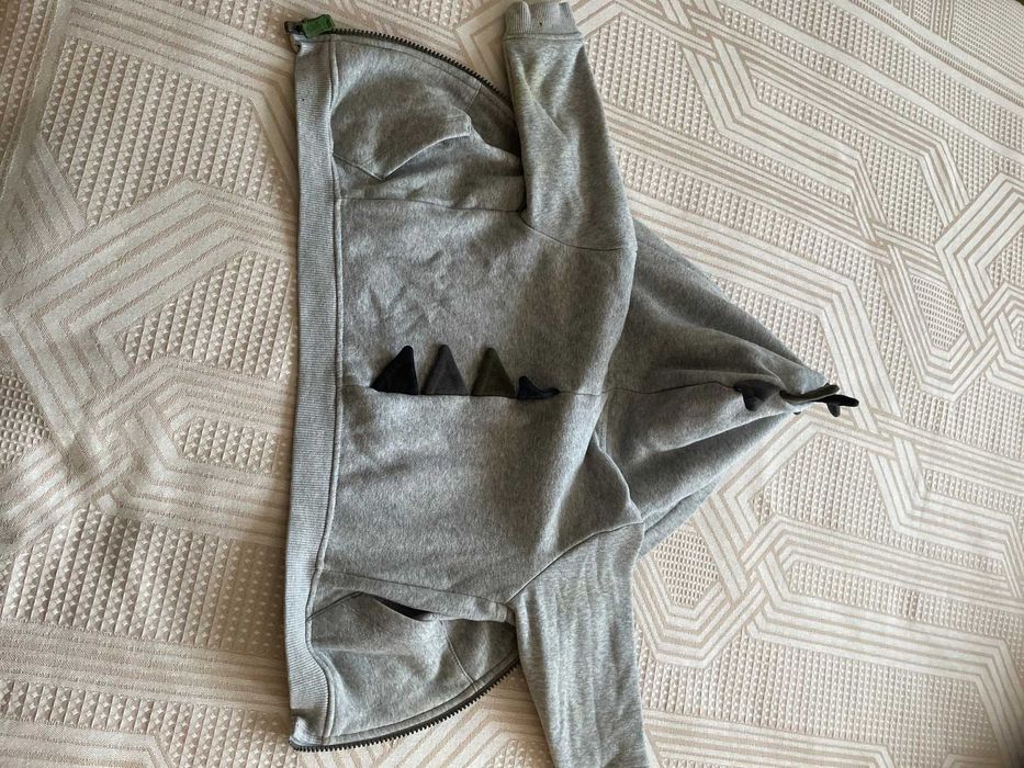 Продам кофту теплую для мальчика, Б/У