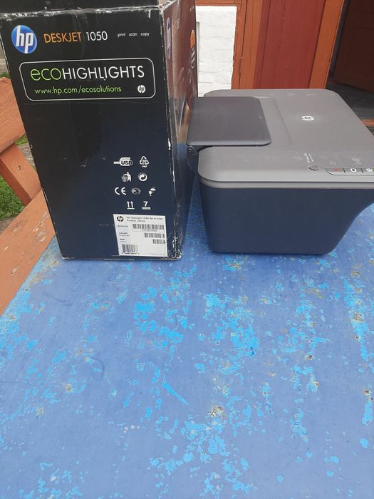 Продам принтер hp deskjet 1050