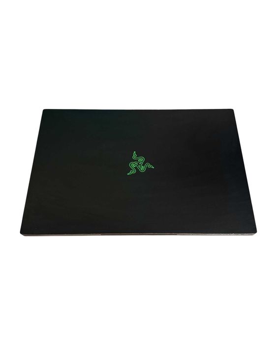 Ноутбук Razer Blade Pro 17 i7-9750H (6 ядер та 12 потоків) / RTX 2070 8gb / 16gb ddr4 / 512gb ssd / 17.3 IPS Full HD 1920x1080 144Hz