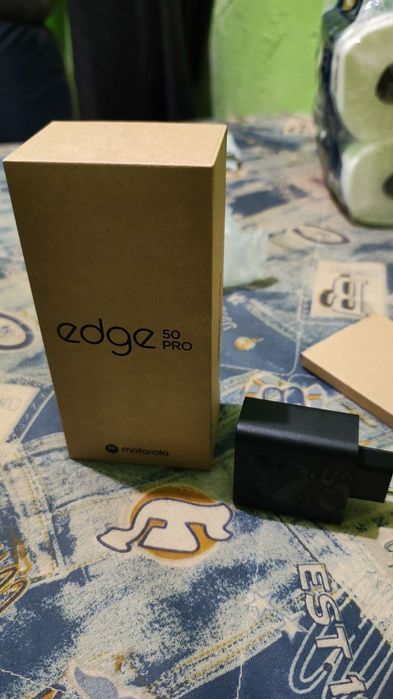 Motorola Edge 50 Pro de 12/512GB