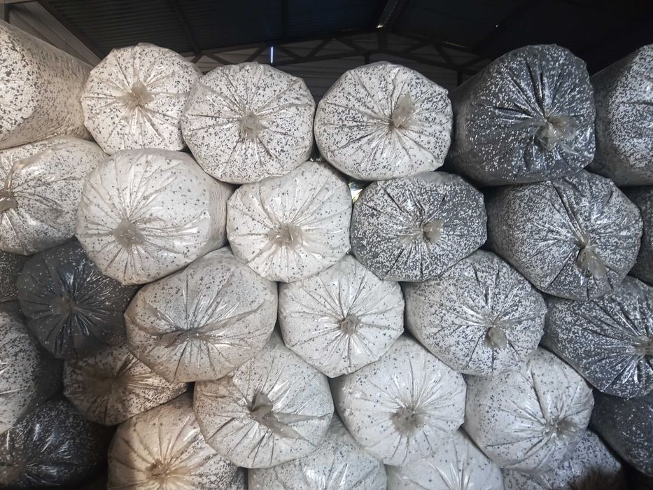 Granulat styropianowy 200 l