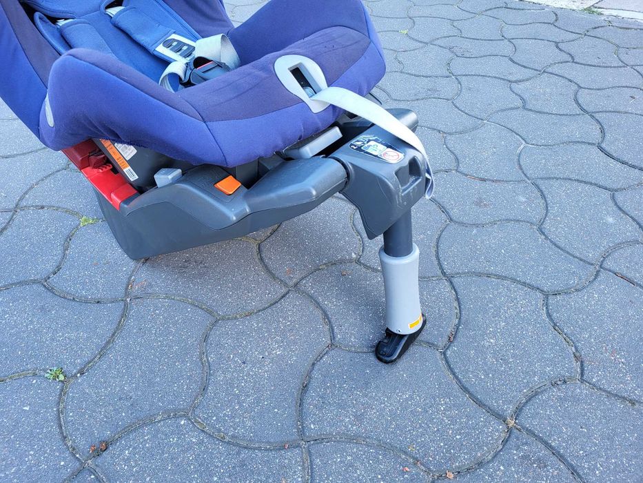 Fotelik samochodowy Britax-Romer Safefix Plus 9-36 kg isofix bezwypadk