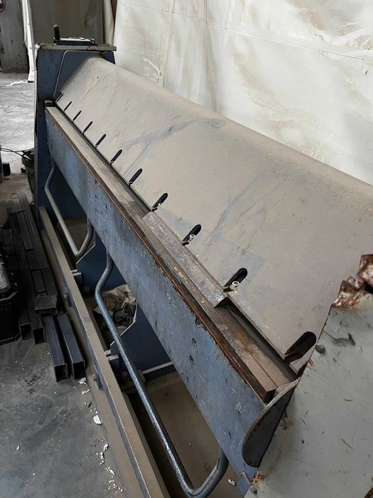 Zaginarka/giętarka segmentowa