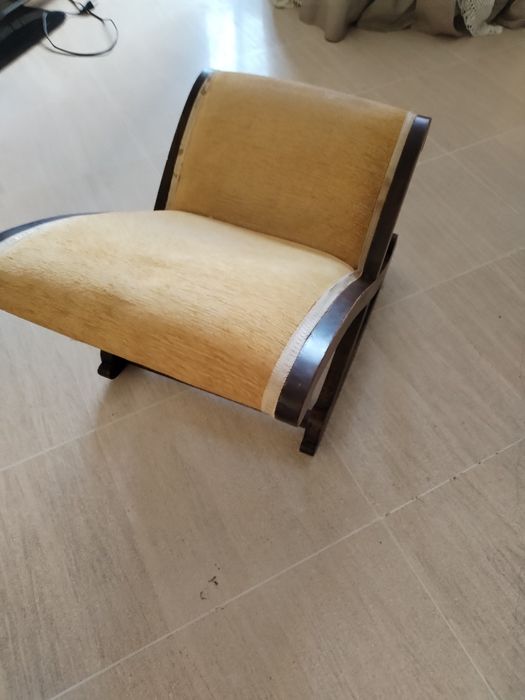 Pousa pés de decoração em bom estado e bonito