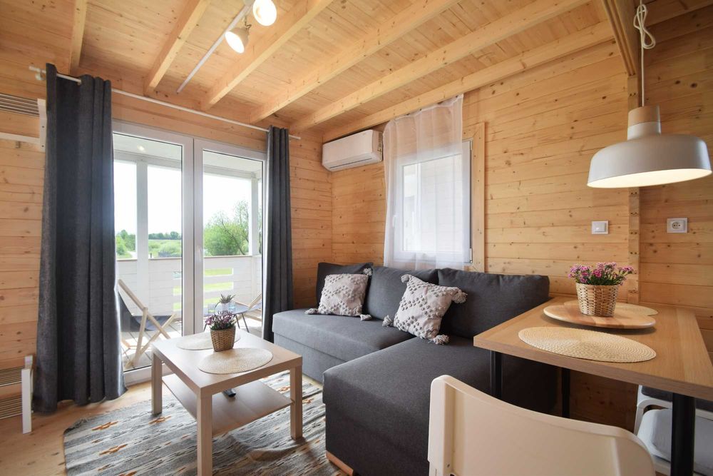 TORFU – kameralne domki w Sianożętach | Natura •Spokój •Morze •Alpaki