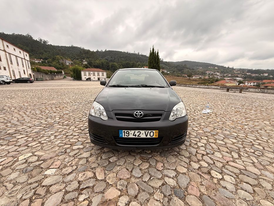 Toyota Corolla 2.0 D-4D Comercial | 2003 | 263.000 km