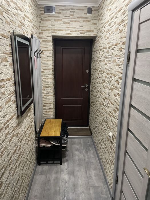 Продам дуже затишну квартиру