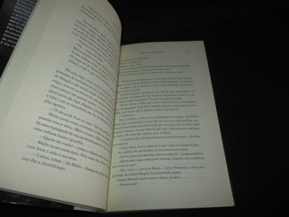 Livro Segredo Oculto em Águas Turvas Outono Mons Kallentoft