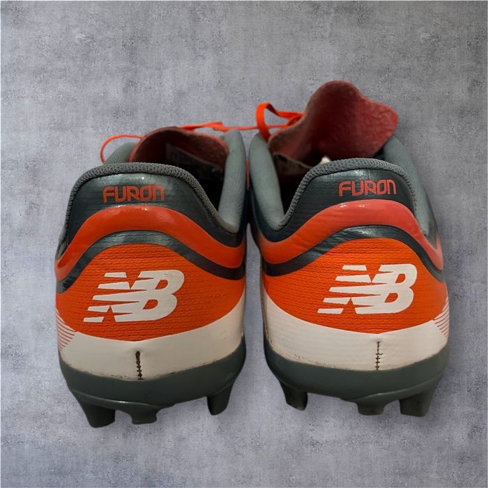 Chuteiras futebol New Balance Furon