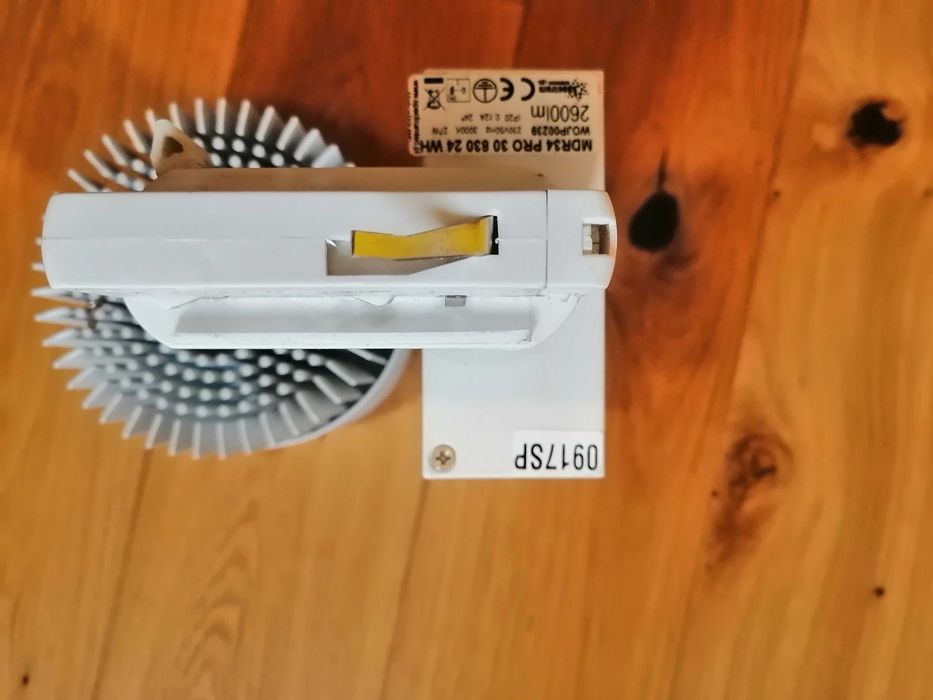 Oprawy oświetleniowe LED do sklepu