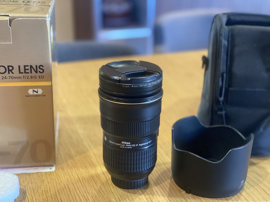 Обʼєктив репортажний Nikon 24-70 Nikor