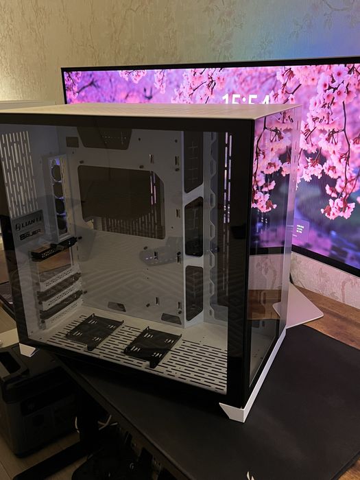 Корпус Lian Li O11D