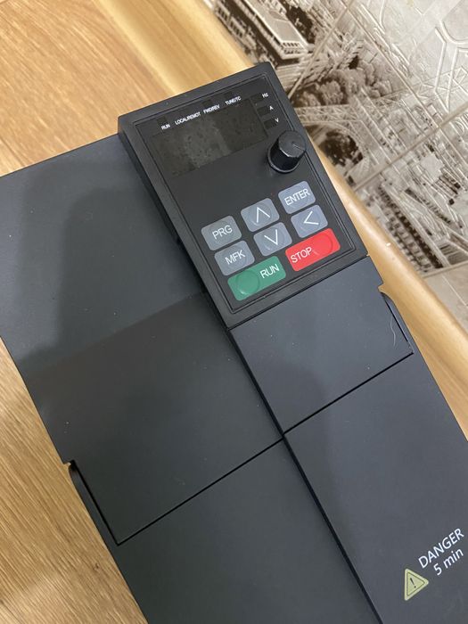 Частотный преобразователь частоты 11 кВт вход 220в выход 380 в