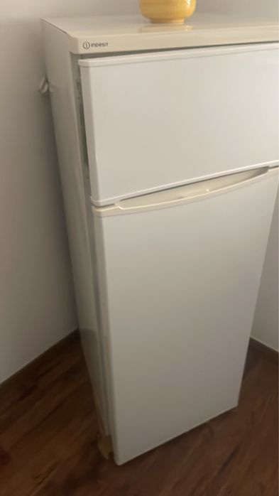 Frigorifico Indesit