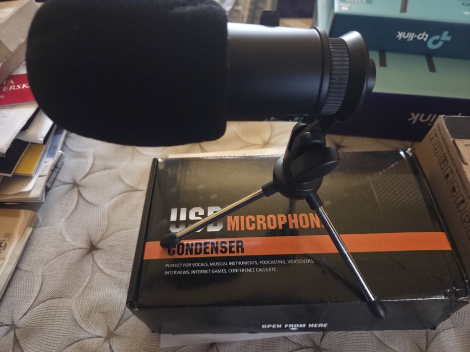 Mikrofon biurkowy K809C USB Condenser