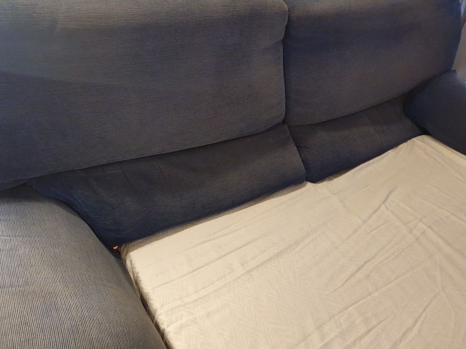 2 Sofás Cama conjunto  Pouco uso