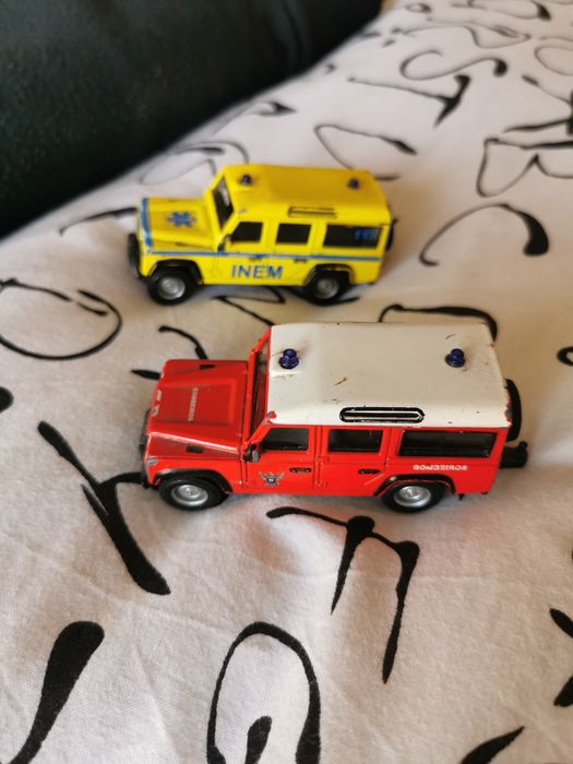 Miniaturas automóveis clássicos