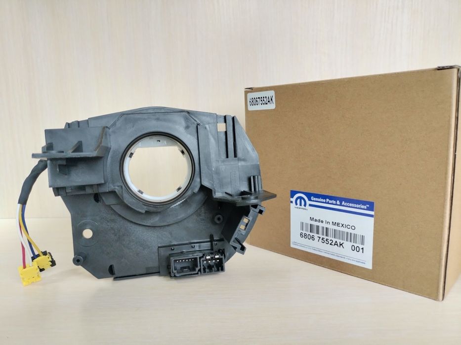 Шлейф руля AIRBAG Dodge Journey 11-19, RAM C/V 12-15 68067552AK Додж