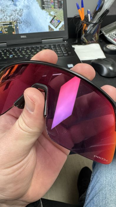 OAKLEY sutro light