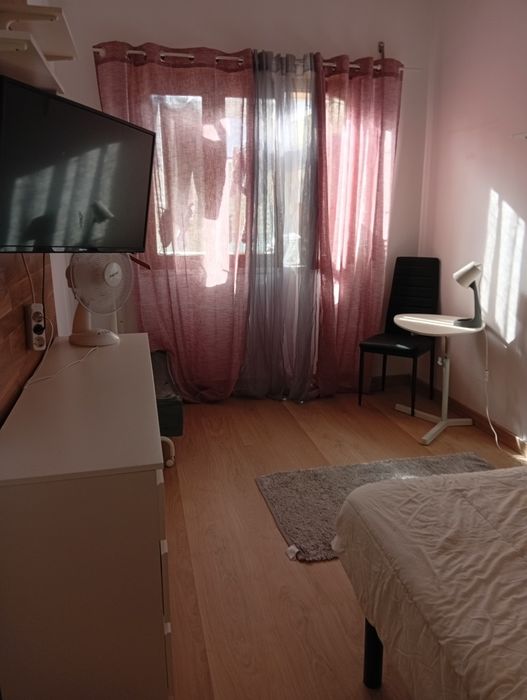 Quarto para arrendar