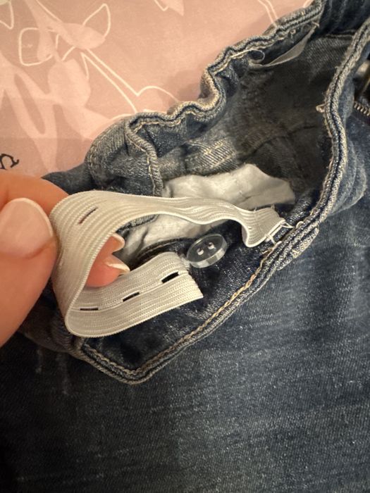 Spodnie jeansy rozmiar 146 cm regulowane w pasie