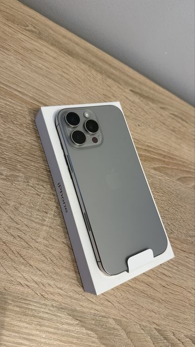 iPhone 16 Pro Max 256GB Natural Titanium