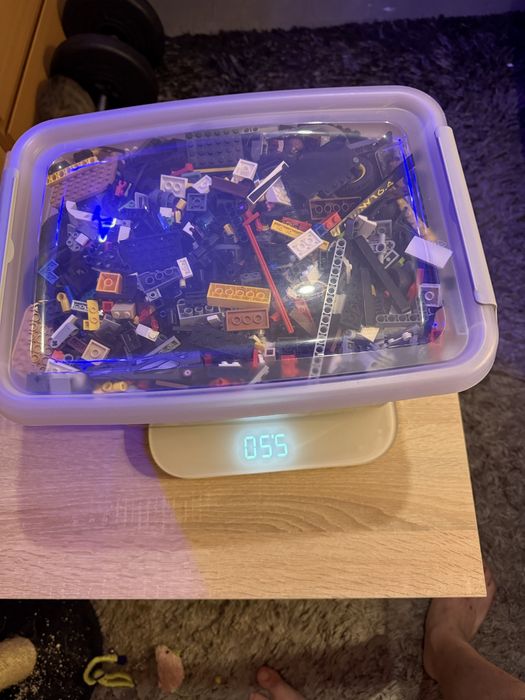 Klocki lego na wagę