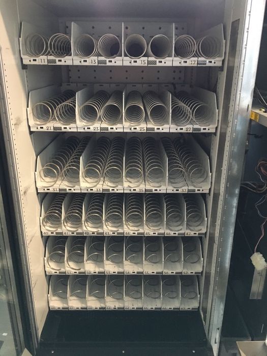 Vending Necta Sfera Automat Sprzedający maseczkomat CBD