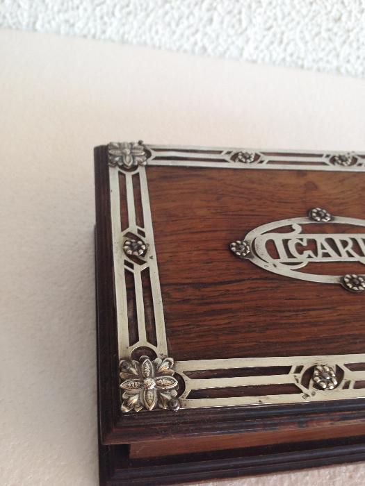 caixa cigarreira pau santo e prata